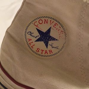 White converse